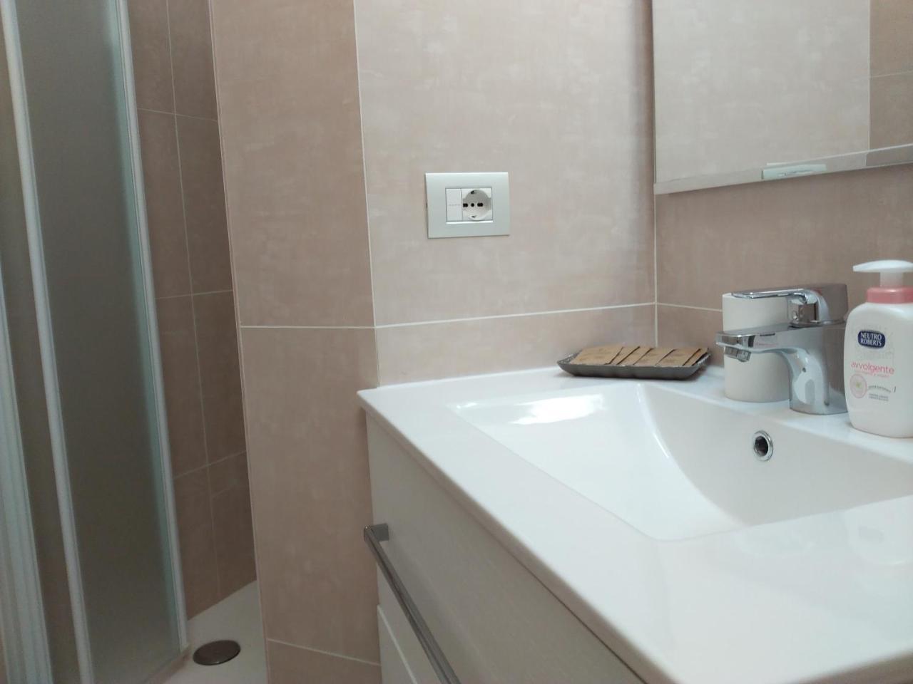 Apartament Kibilu - Via Abetone Mediolan Zewnętrze zdjęcie