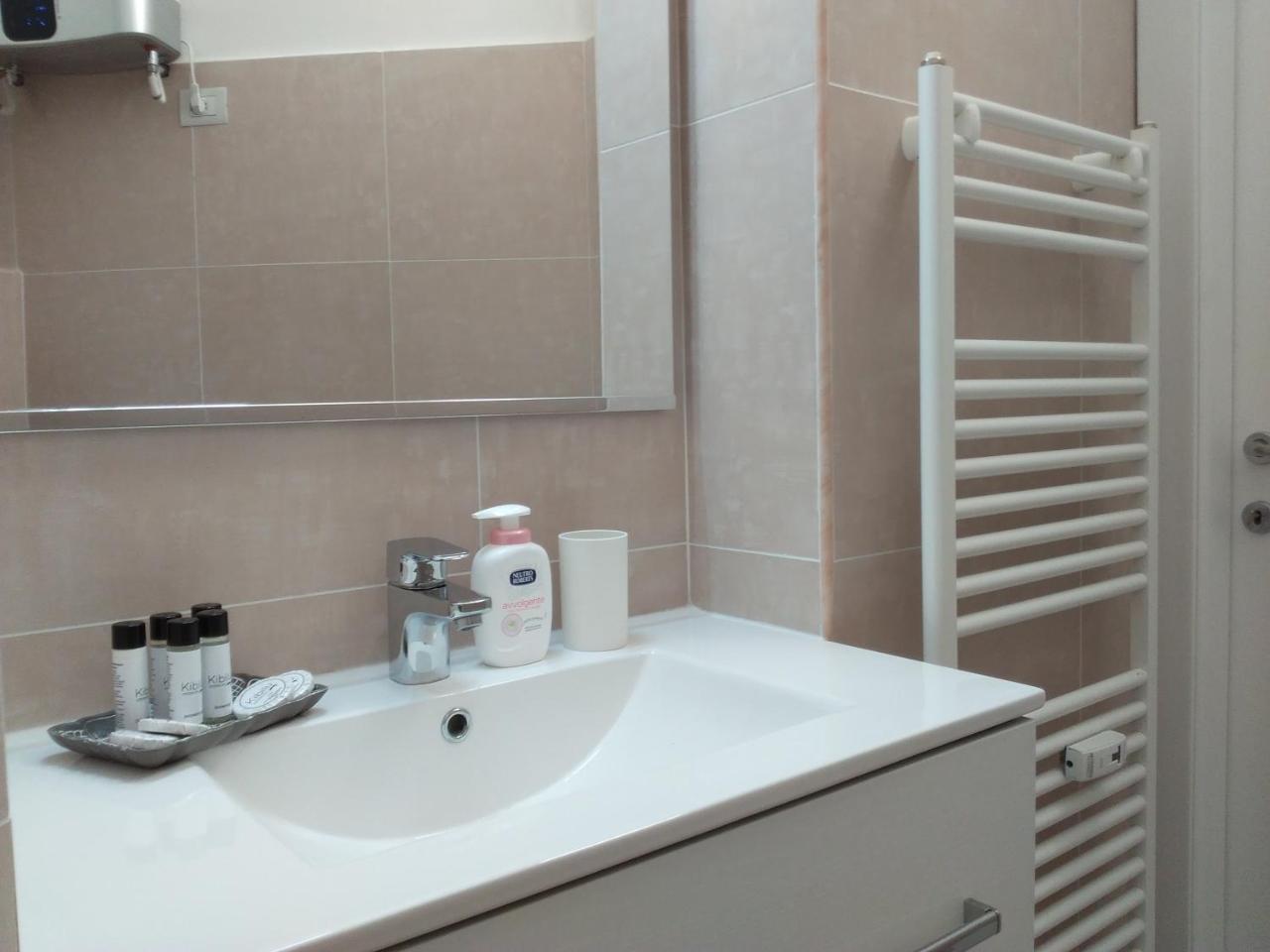 Apartament Kibilu - Via Abetone Mediolan Zewnętrze zdjęcie