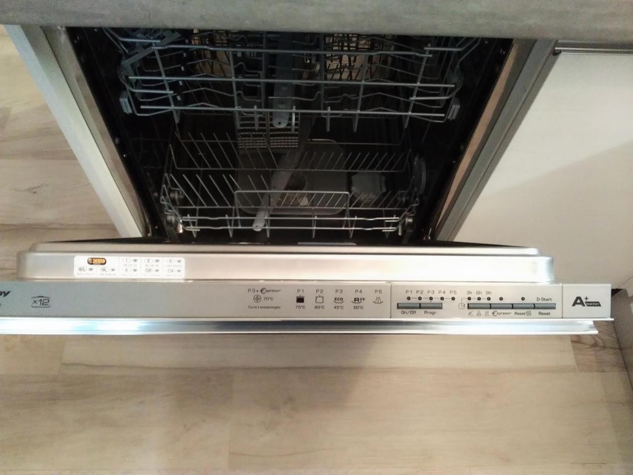 Apartament Kibilu - Via Abetone Mediolan Zewnętrze zdjęcie